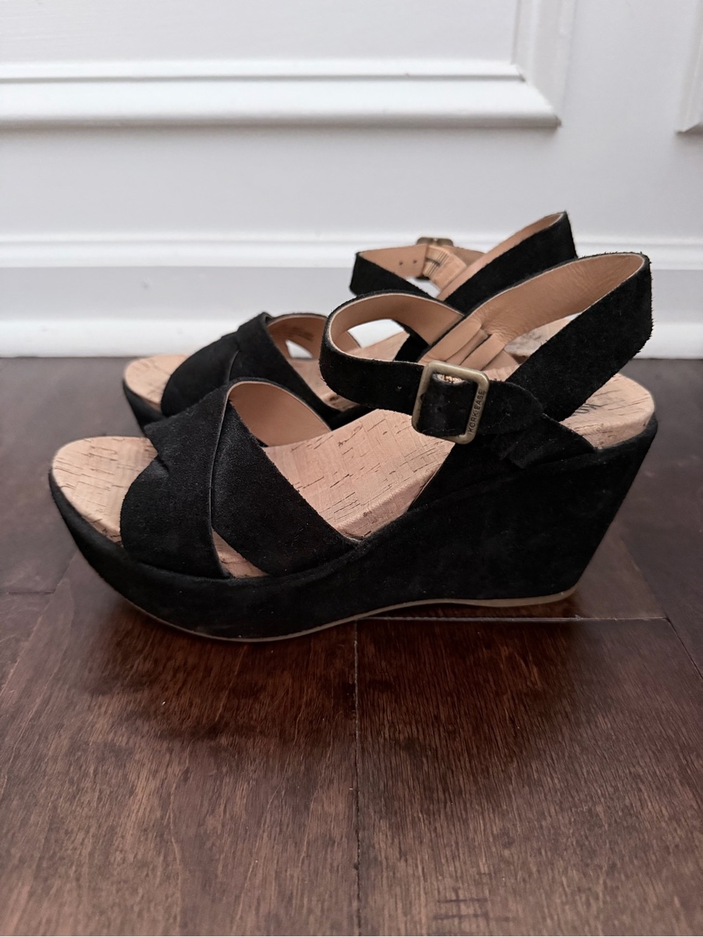 Kork Ease Ava Wedge Platform Sandal Black Velvet 6